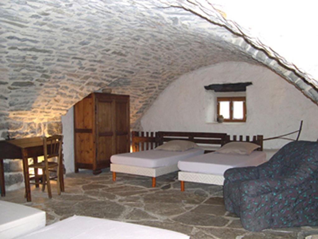 Bed and Breakfast La Bergerie Sainte-Eulalie-de-Cernon Номер фото